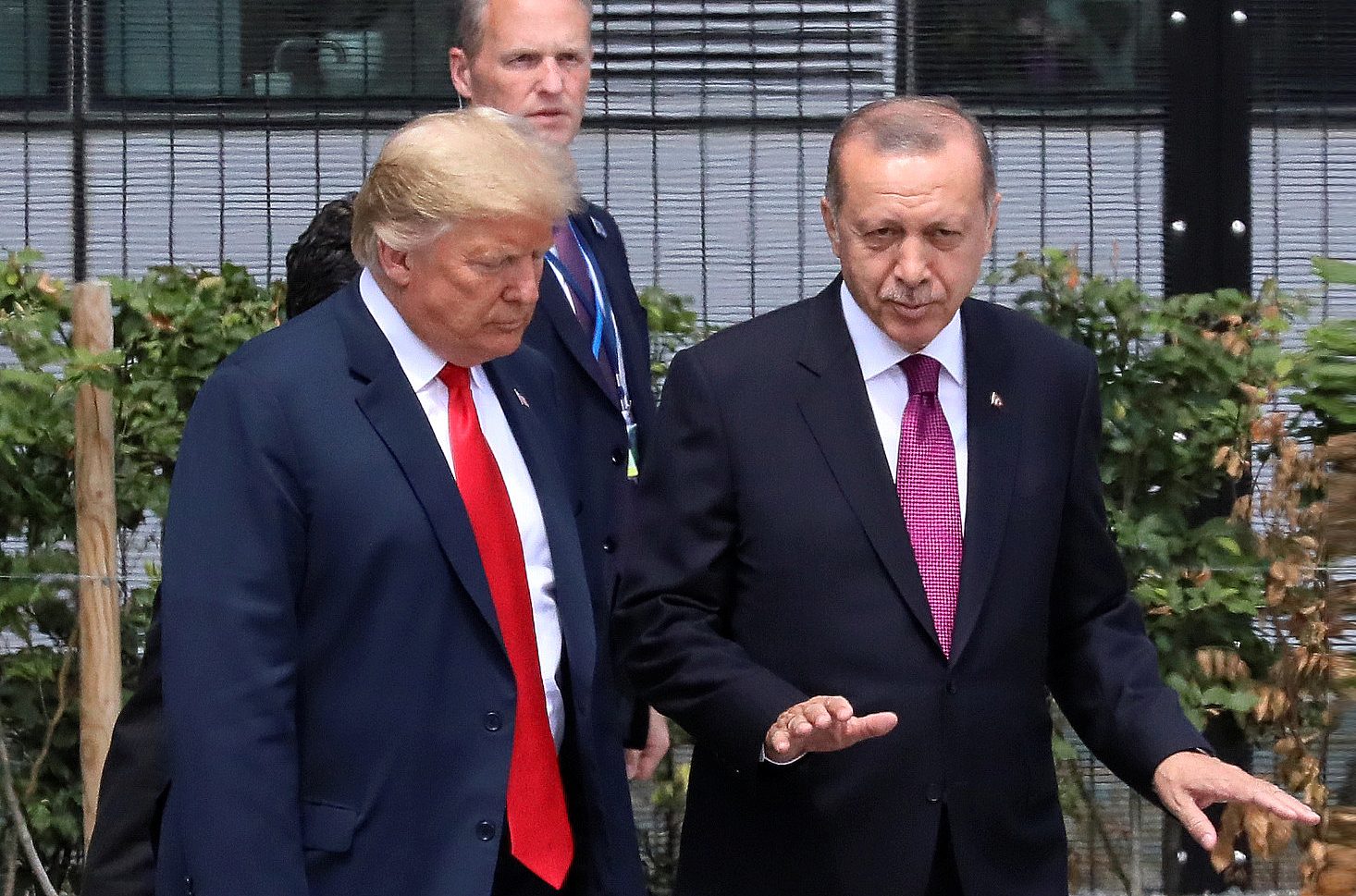 الرئيس التركي ونظيره الأميركي في لقاء سابق (رويترز)