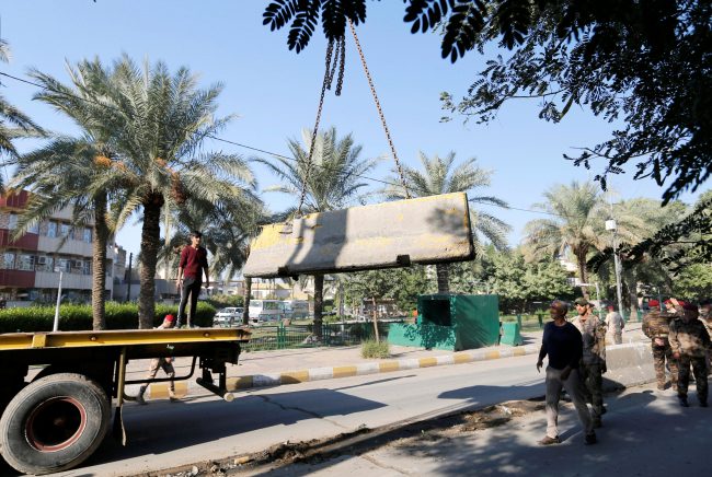 هنا حيث ألقى صدام خطاباته وسيطر الأميركيون على العراق.. المنطقة الخضراء تفتح أبوابها بعد 15 عاماً، فهل تستعيد اسمها القديم؟