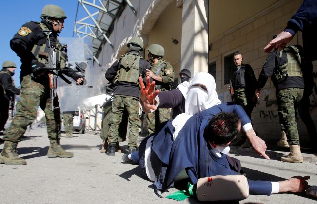 صحيفة إسرائيلية: السلطة الفلسطينية تعاني من حالة «ازدراء عام» في الضفة، وصورة حماس تتعاظم مع استمرار الهجمات المسلحة