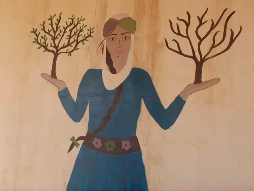 رسمة على جدار القرية/ سوشال ميديا