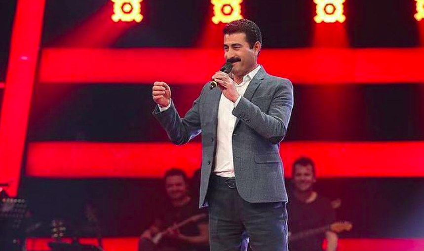 العراقي «مشتاق» يبدع في ذا فويس