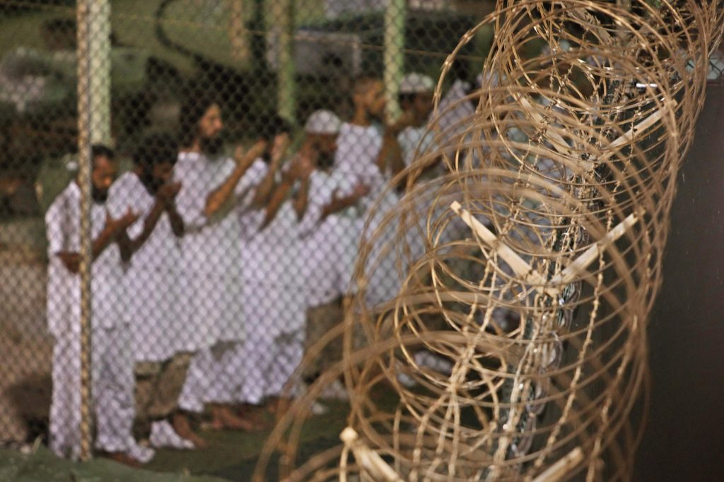 معتقلو غوانتانامو يستبشرون بفوز بايدن لإنهاء معاناتهم/ رويترز