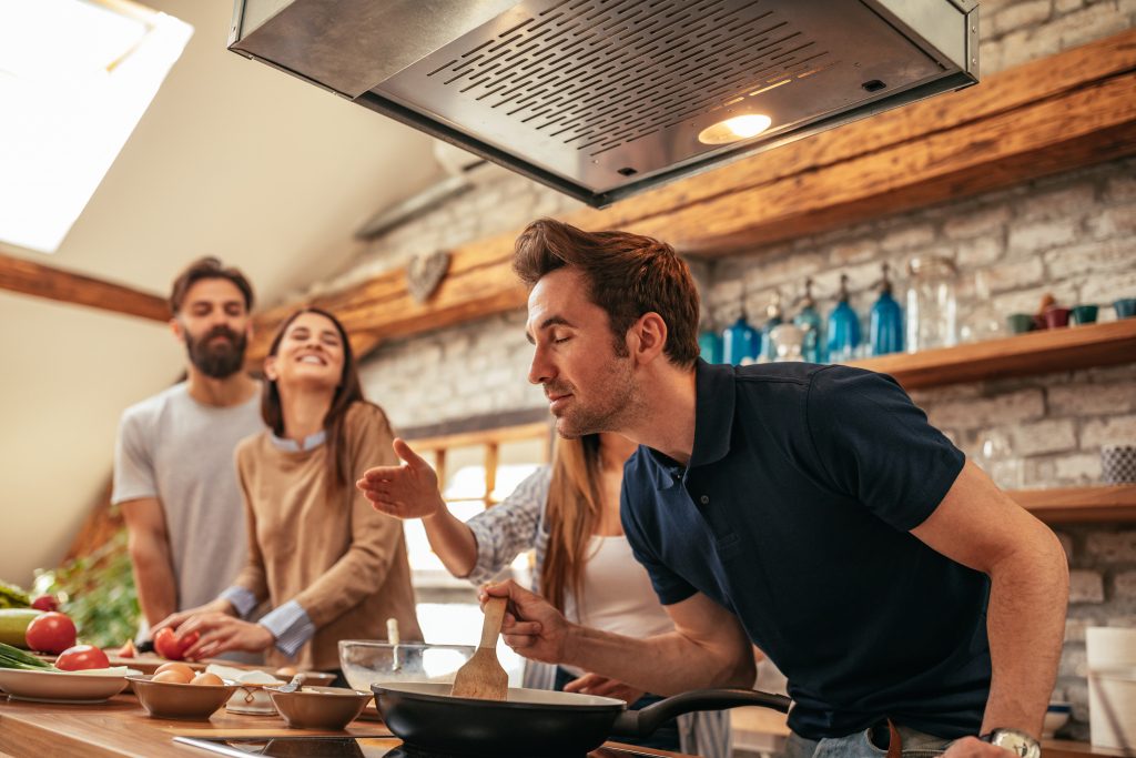 رابط مفاجئ بين السمنة المفرطة وحاسة الشم