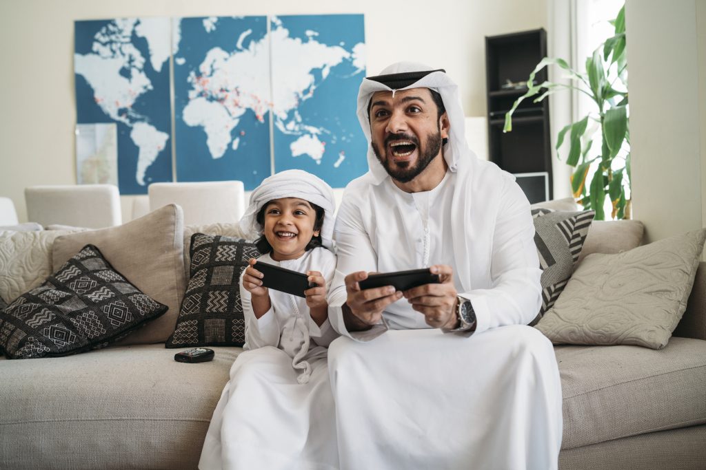 شركات تسعى لنيل رضا العرب