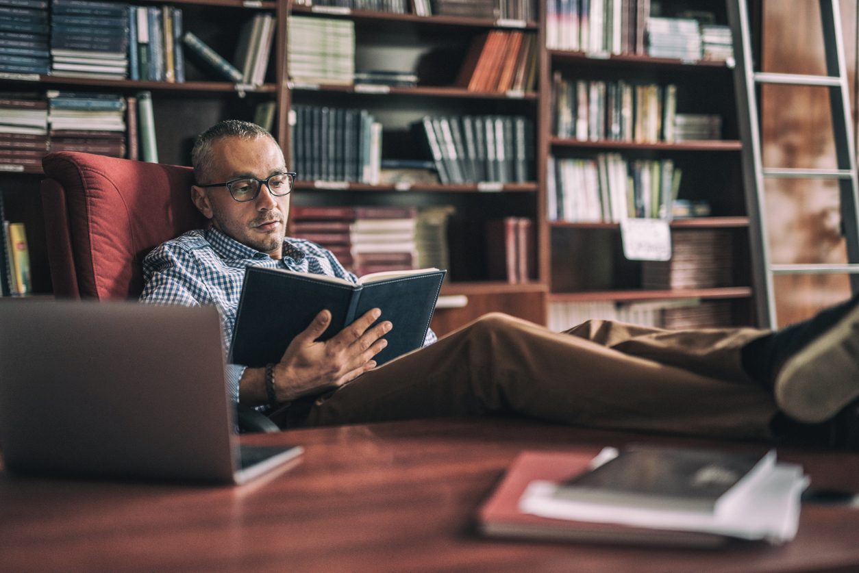 كيف يئست الثقافة من المثقفين البائسين؟