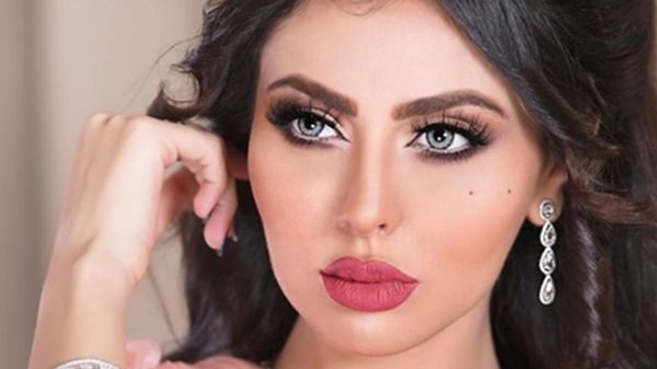 اعتزال مريم حسين