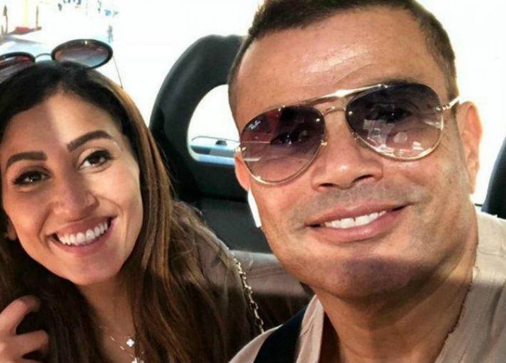 «الهضبة يعقّد أي حد».. دينا الشربيني تعترف بحبها لعمرو دياب وكيف غير حياتها (فيديو)
