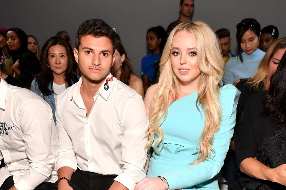 فيديو مايكل بولس يتناول العشاء مع عائلة ترامب