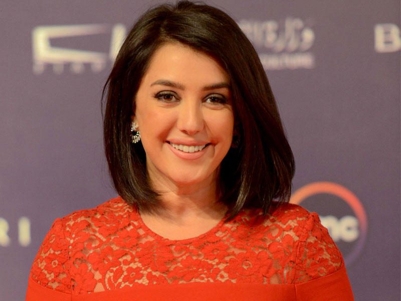 هل اعتزلت كندة علوش التمثيل؟ الممثلة السورية ترد