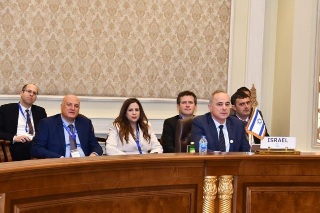 هل «مصر سجلت هدفاً» كما قال السيسي؟ أول اجتماع لوزير إسرائيلي منذ ثورة يناير في القاهرة لمناقشة ملف الغاز