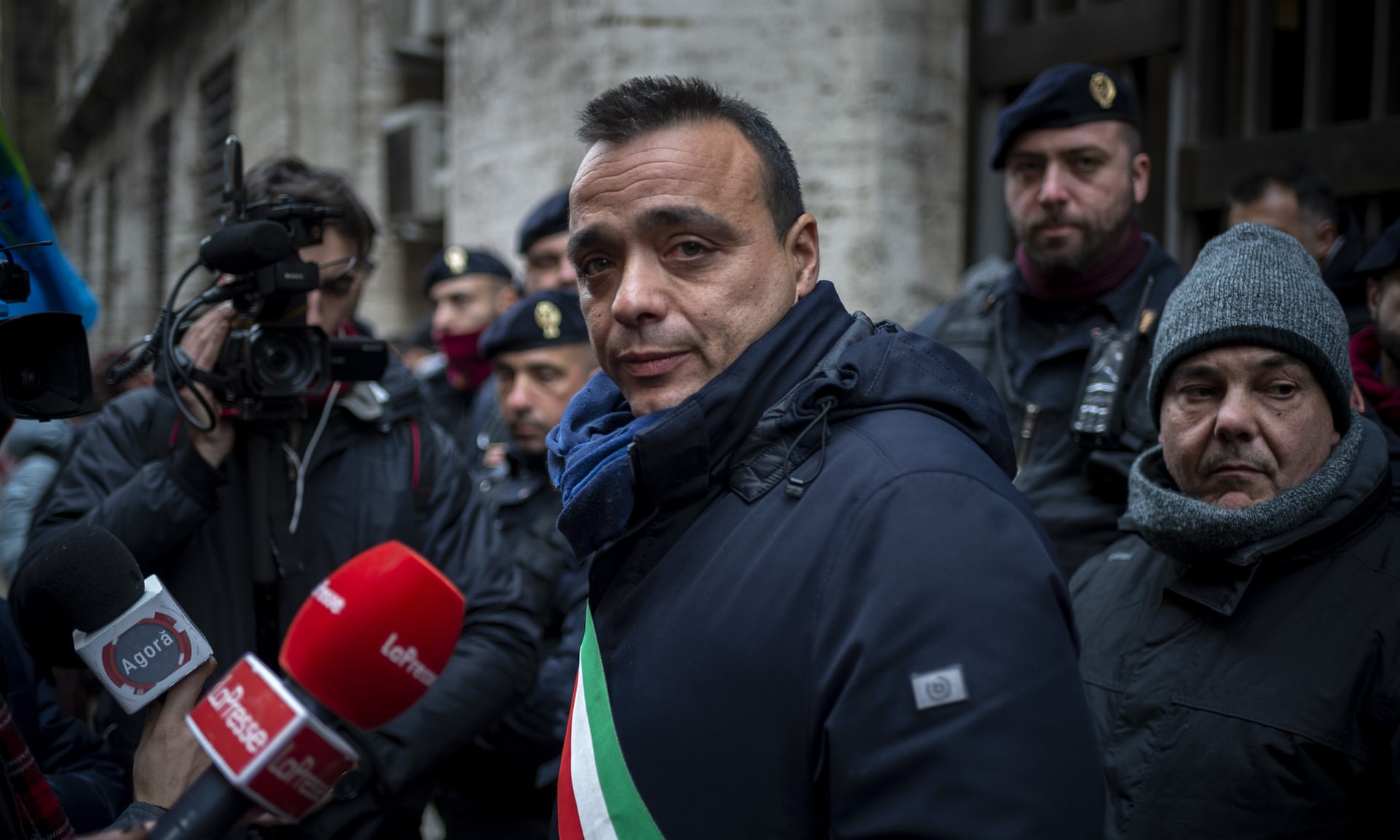 لاجئين في إيطاليا/The Guardian
