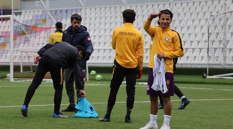 لاعب سوري شاب يخطف الأضواء في تركيا