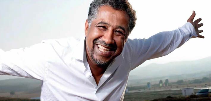 مشاهير تخلوا عن أبنائهم ورفضوا الاعتراف بهم