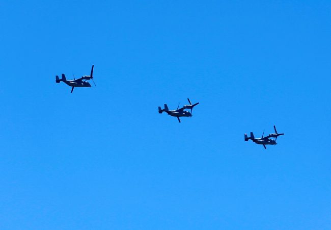 طائرات مسيّرة للحوثيين تهاجم عرضاً عسكرياً للجيش اليمني وسقوط قتلى