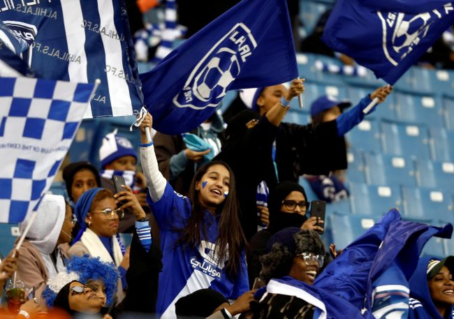 كأس السوبر الإيطالي أقيمت أكثر من مرة خارج أوروبا.. لكن مع لعب المباراة في السعودية الوضع يختلف، والكثيرون غاضبون