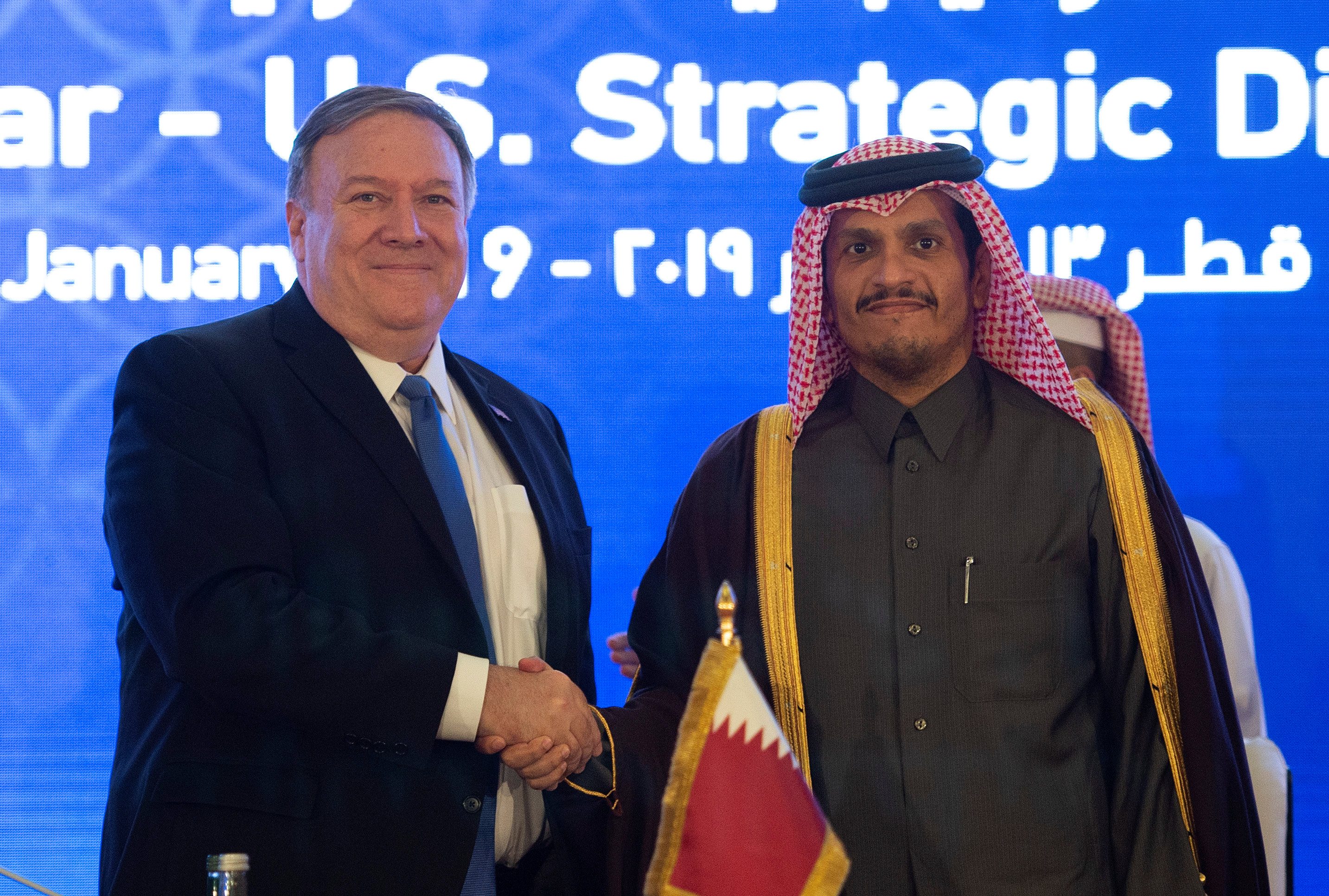 «خلاف قطر وجيرانها طال أكثر من اللازم».. بومبيو يدعو من الدوحة إلى وحدة مجلس التعاون الخليجي