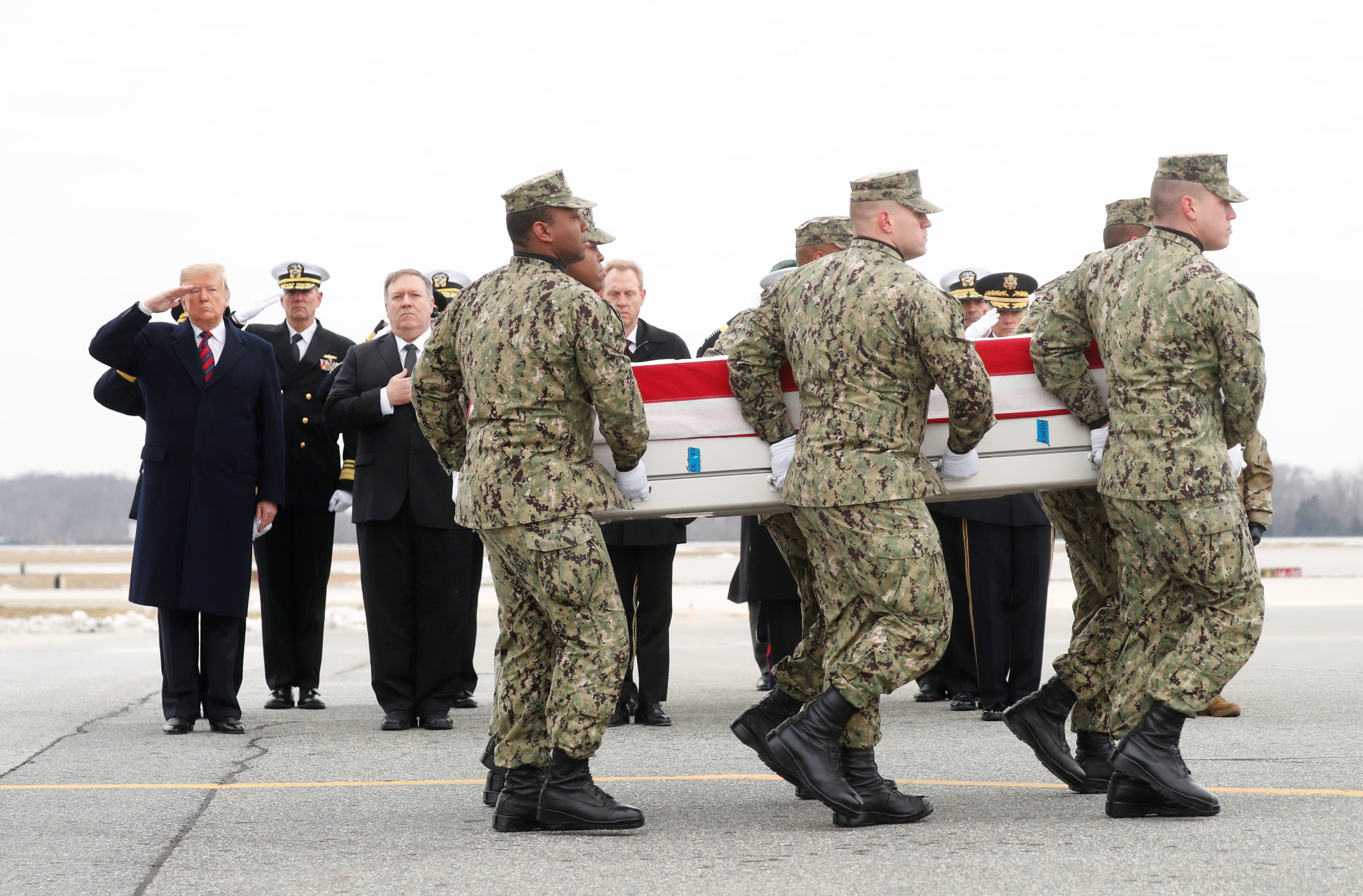 ترامب يصل ديلاوير لاستقبال نعوش أربعة أمريكيين قتلوا في سوريا