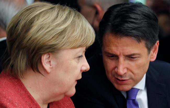 لماذا قال رئيس وزراء إيطاليا إن ألمانيا وفرنسا تستهزئان ببلاده؟