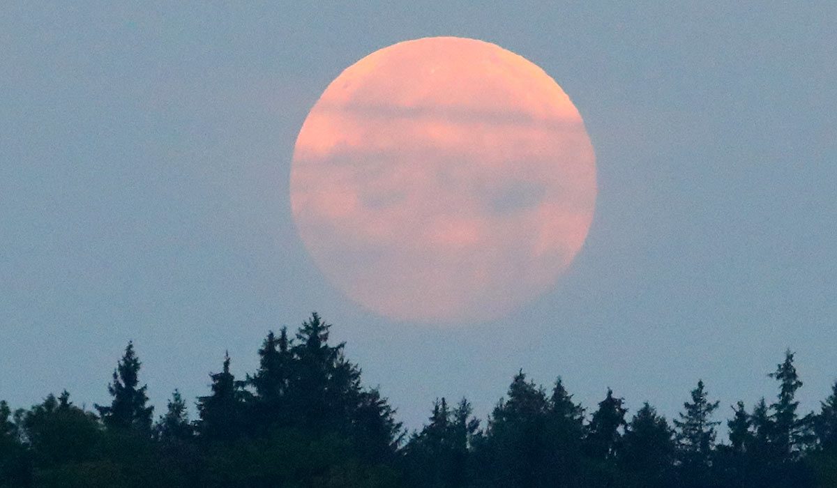 صورة خسوف سابق للقمر