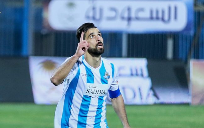هدف عبد الله السعيد يشعل مباراة الأهلي وبيراميدز.. وتركي آل الشيخ ساخراً: هزمنا «سادس» الدوري المصري