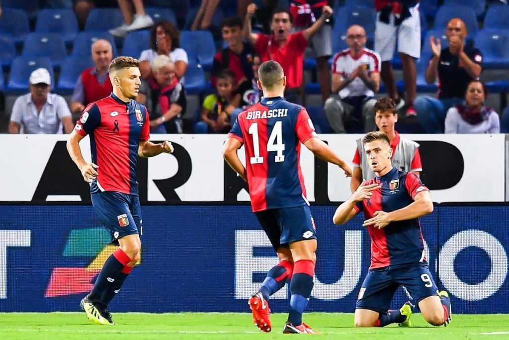 كريستوف بياتيك مهاجم جنوى