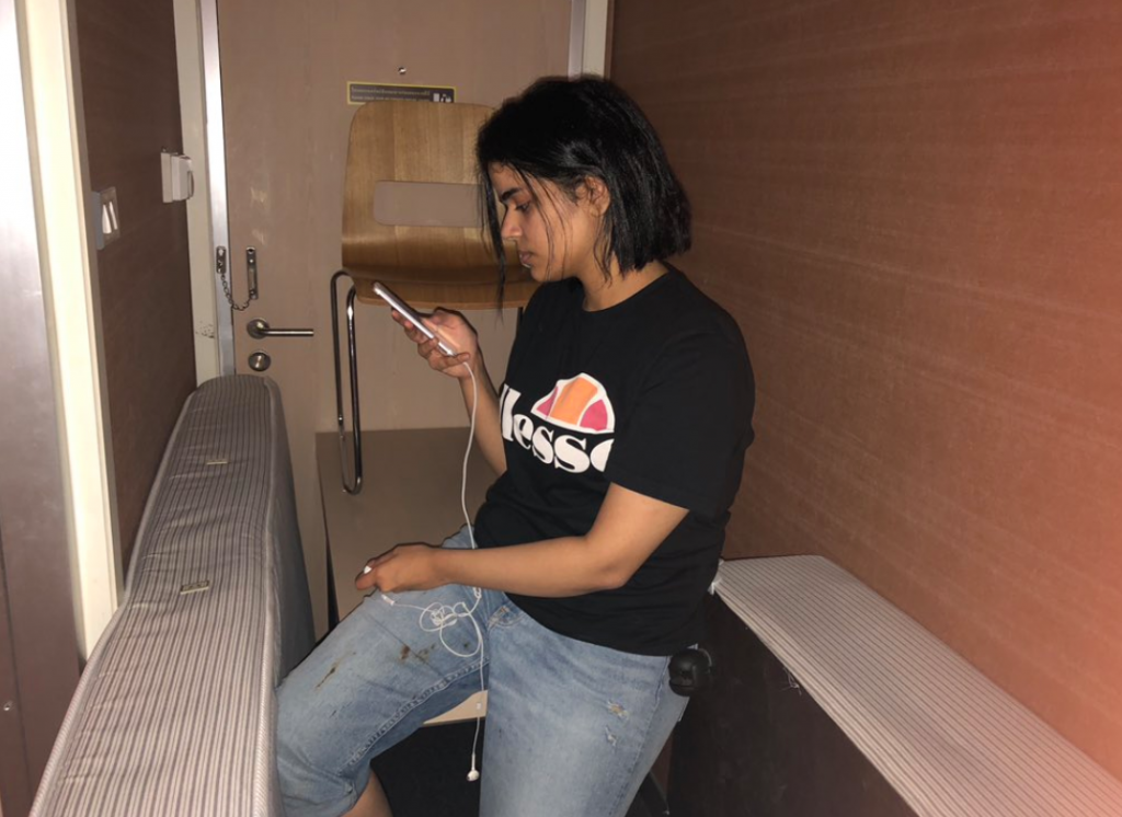 الفتاة السعودية رهف محمد القنون