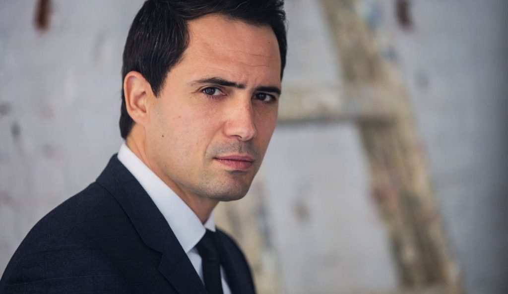 ظهور نادر لزوجة ظافر العابدين بصحبته في مهرجان القاهرة السينمائي (صور)