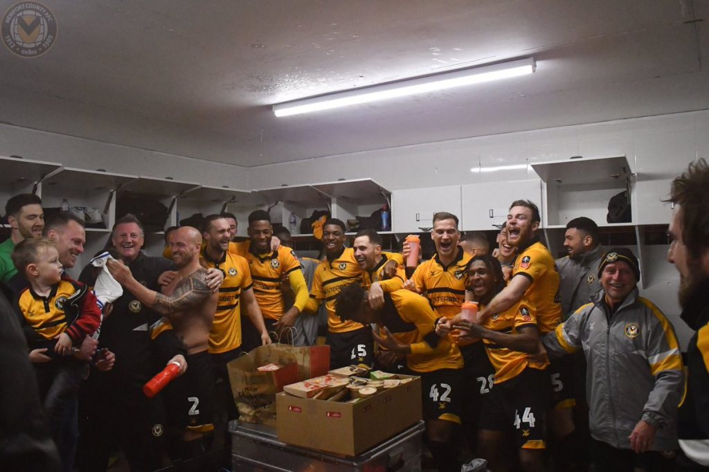 ناد إنكليزي يحتفل على طريقة لعبة ببجي