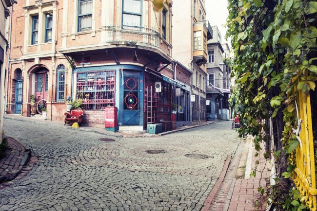 بلاط».. الحي الإسطنبولي الذي استقبل يهود الأندلس»