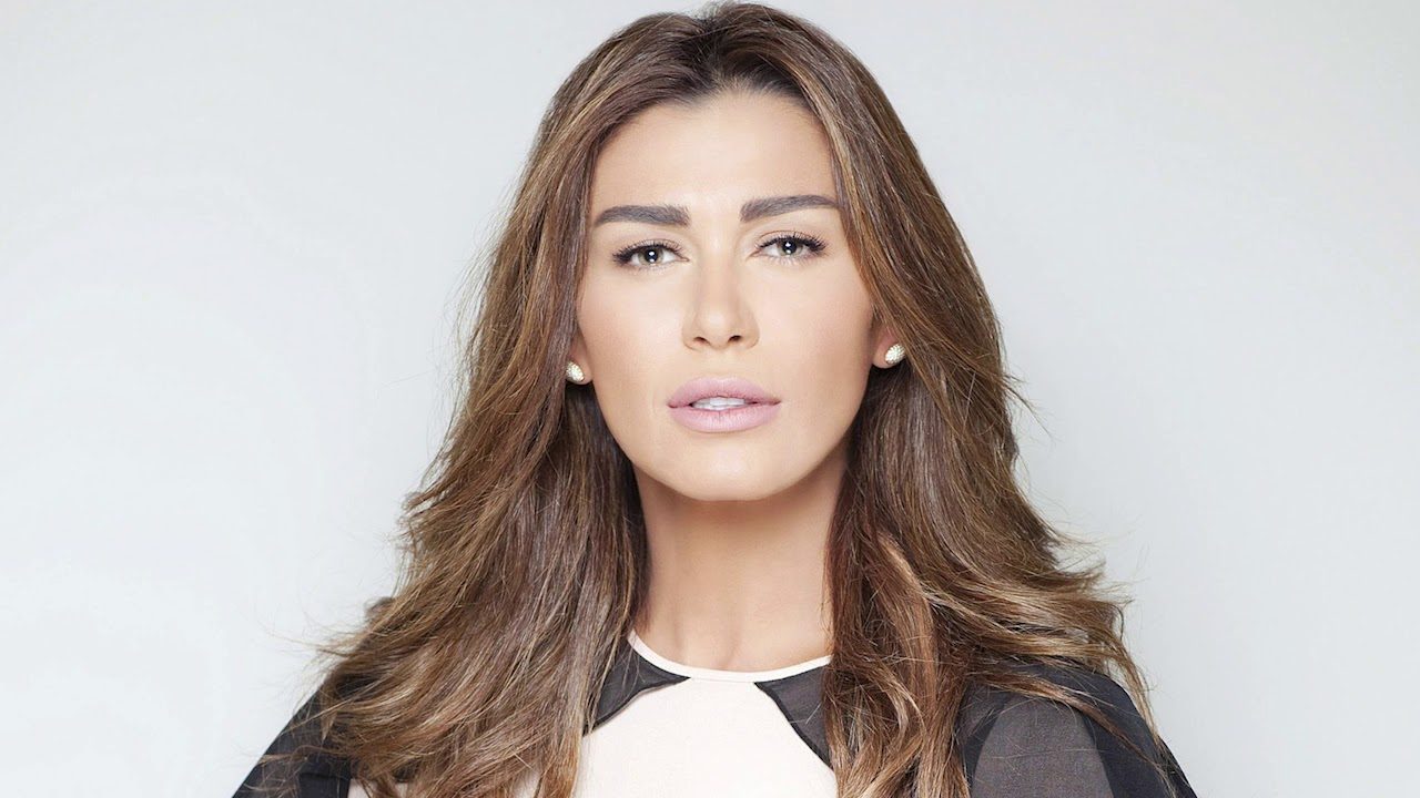 ديانة نادين الراسي