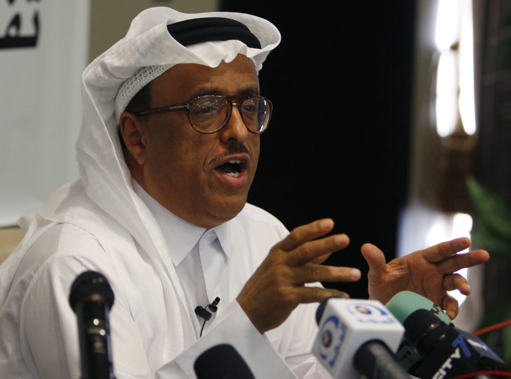 ضاحي خلفان يستفز رواد التواصل الاجتماعي