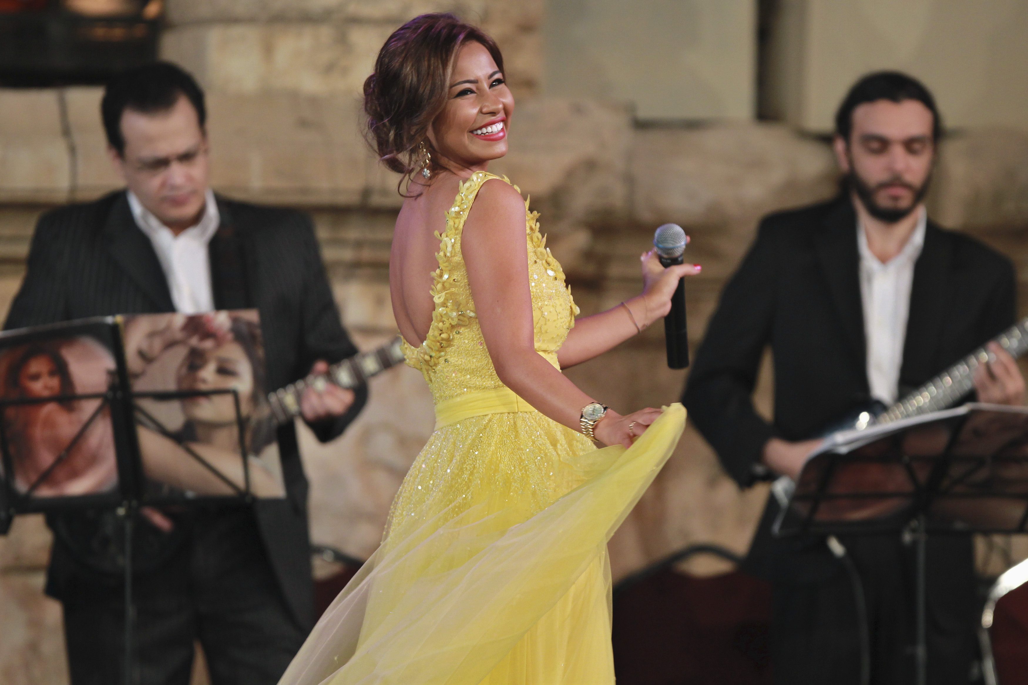 شيرين تغني «مشربتش من نيلها» لأول مرة منذ أزمة البلهارسيا