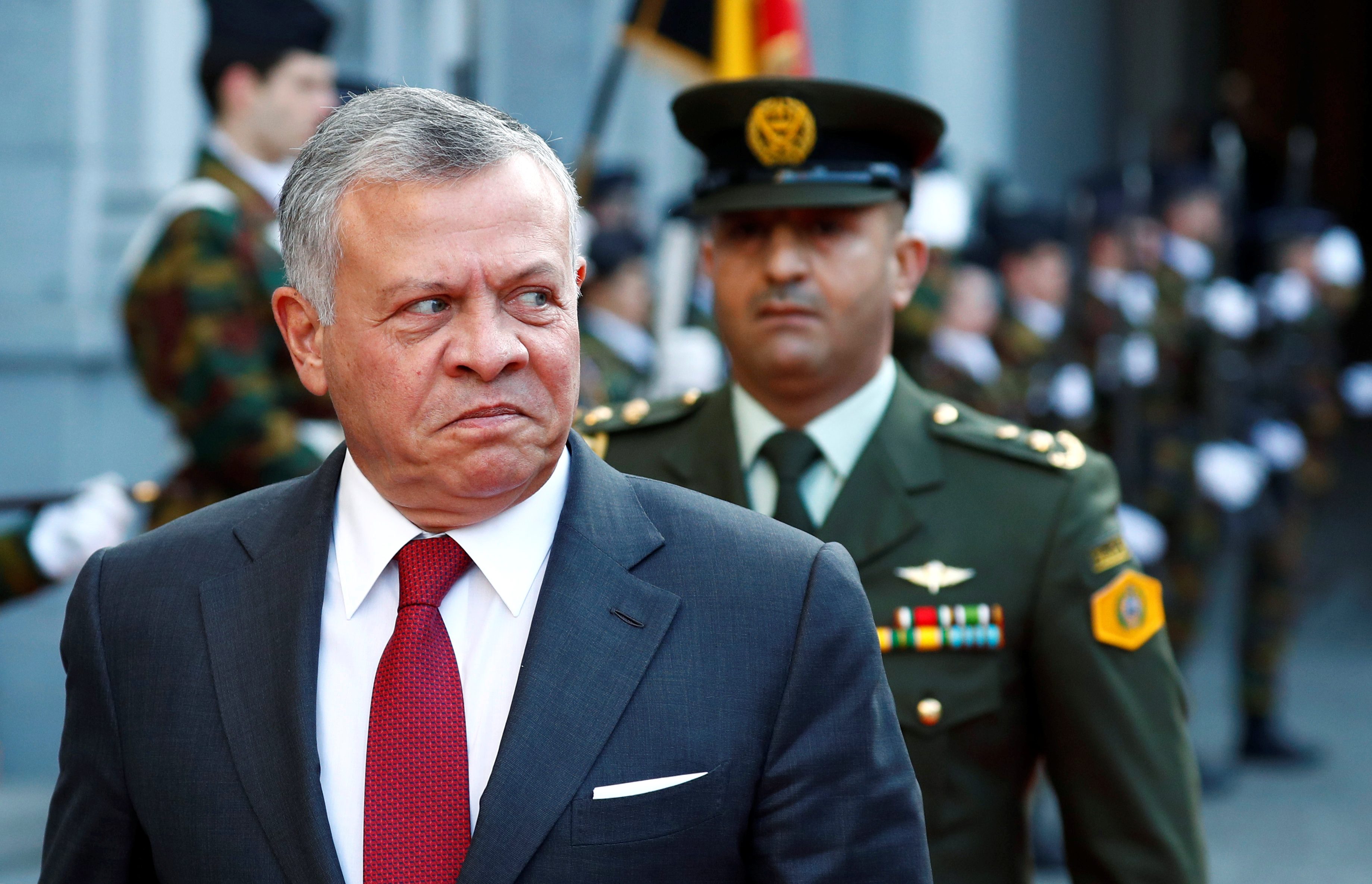 أزمة توظيف أشقاء لبرلمانيين أردنيين