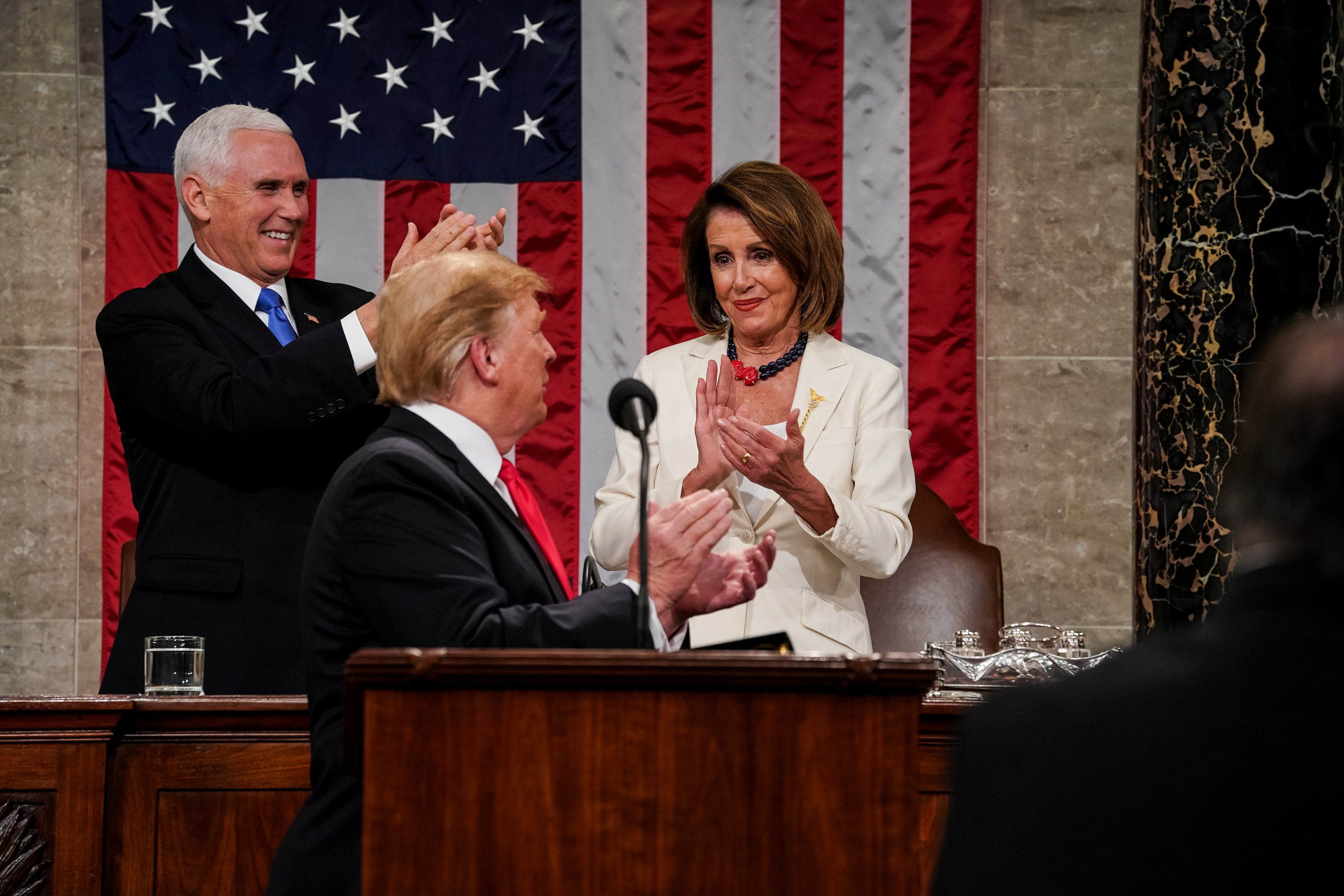 الجدار وفنزويلا وإيران تحضر في خطاب حالة الاتحاد الذي ألقاه ترامب أمام الكونغرس