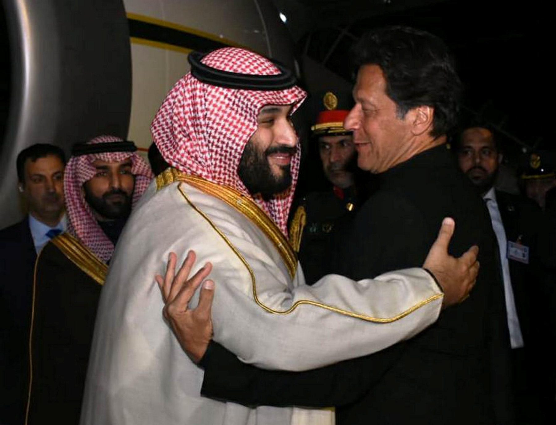 عمران خان وولي العهد السعودي /رويترز