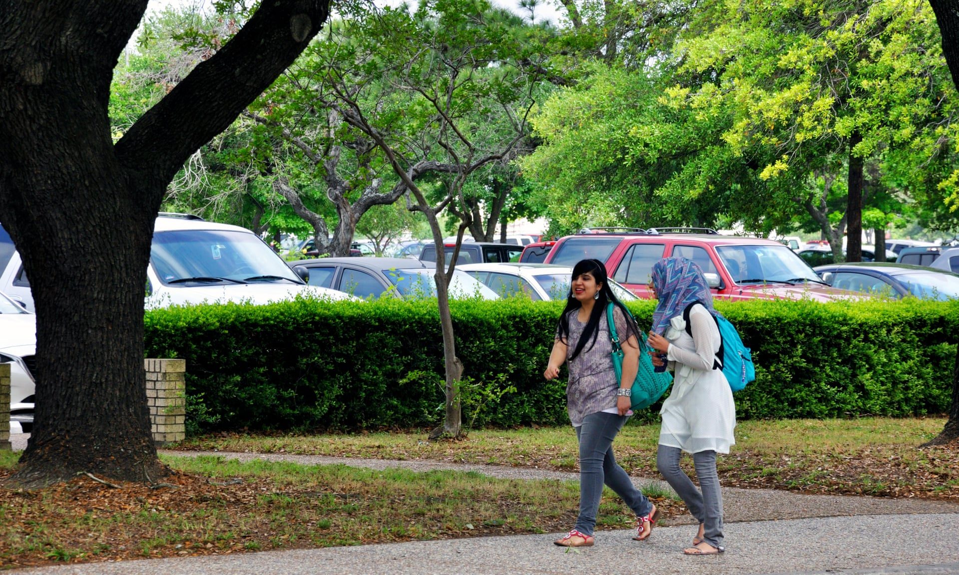  الحكومة الأمريكية تنشئ جامعة مزيفة للإيقاع بالطلاب المهاجرين