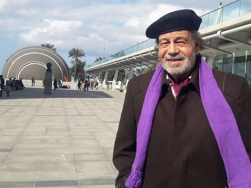 غياب نجوم الفن عن عزاء الممثل مصطفى الشامي