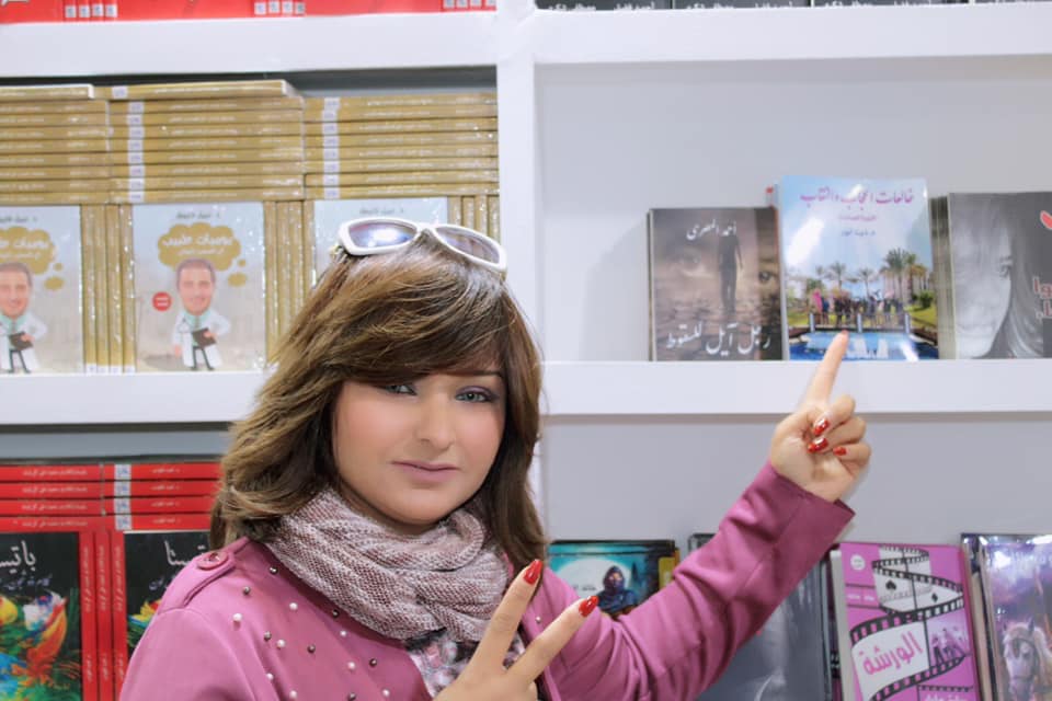 خالعات الحجاب والنقاب