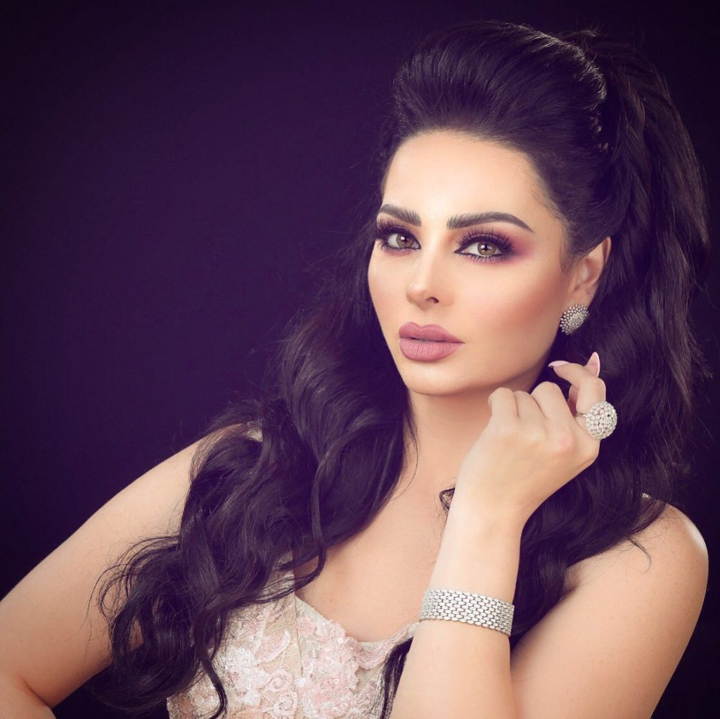 ديانا كرازون تنضم لقناة الجزيرة