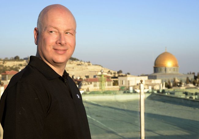 «دبلوماسية التغريد».. البيت الأبيض يلجأ لتويتر للتفاوض مع الفلسطينيين الرافضين مقابلة مستشار ترامب