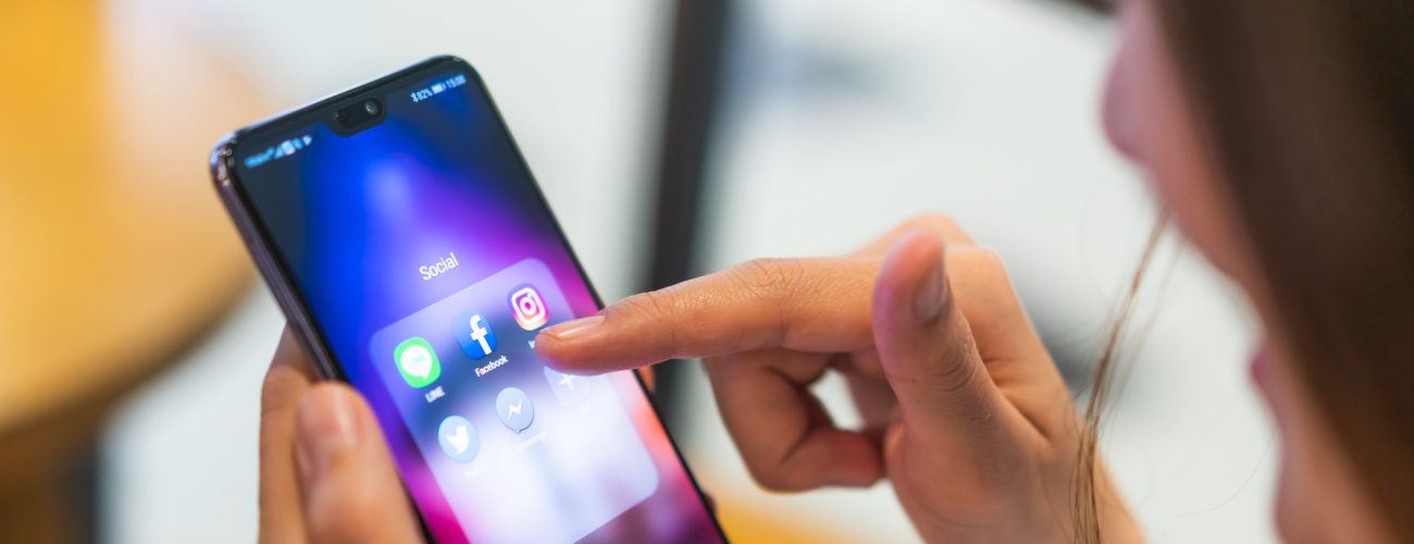 شركة هواوي للموبايلات: تاريخ وقصة نجاح عالمية | عربي بوست