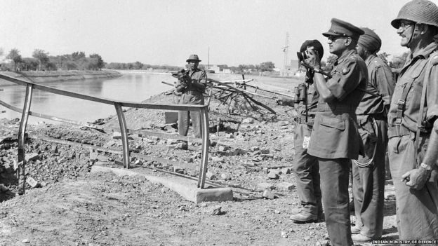 احتلت الهند ثلثي ولاية كشمير بالقوة بعد قتال مسلح مع الكشميريين عام 1947