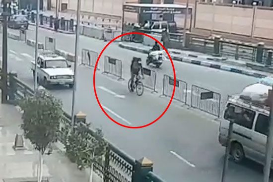 الانتحاري الذي فجر نفسه حسب وسائل الإعلام المصرية