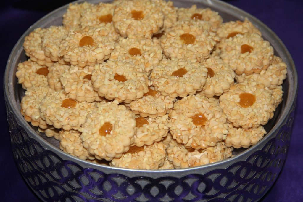 قد لا يخلو منزل في الجزائر من حلويات صابلي