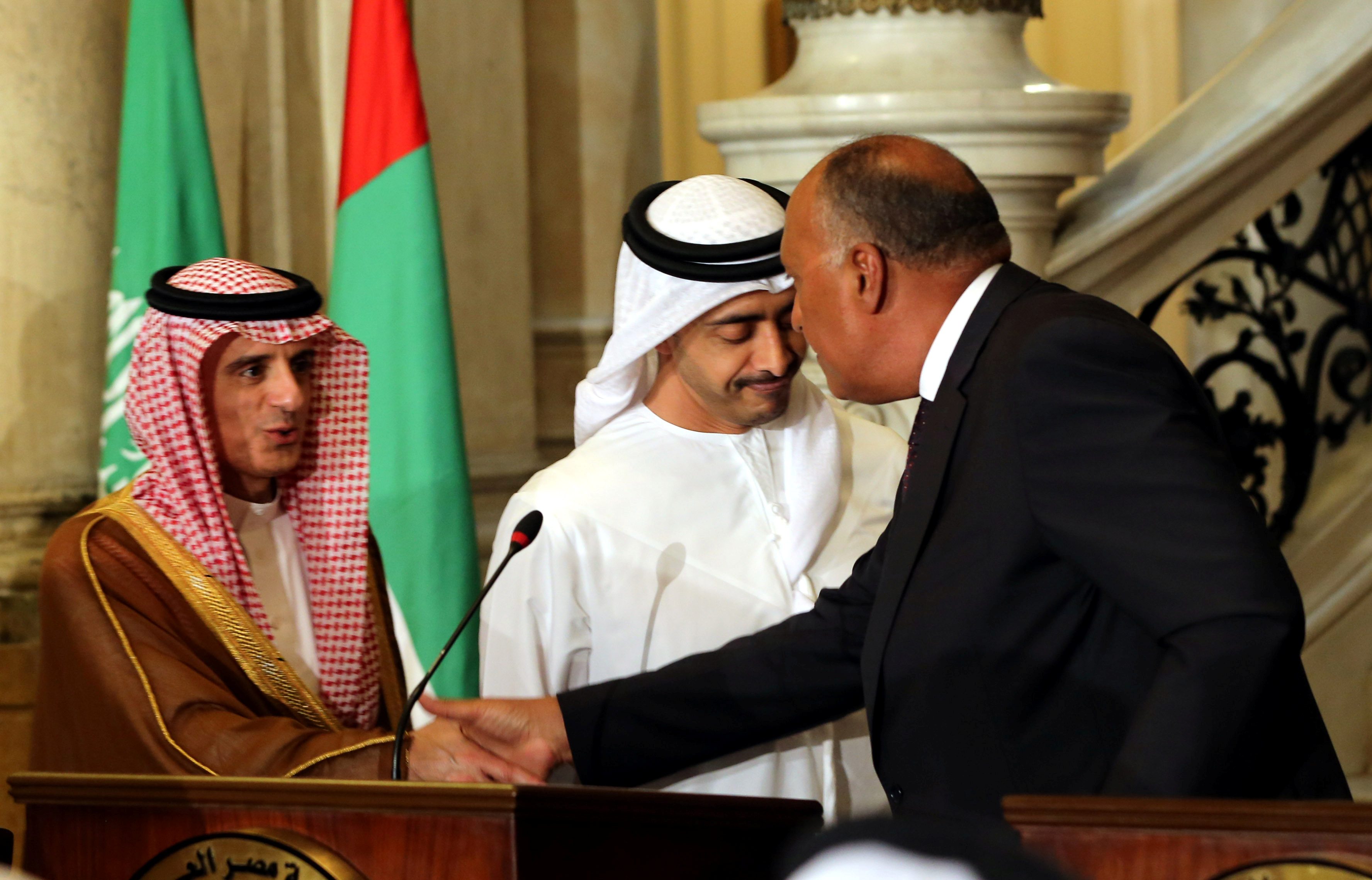 وزير قطري يكشف تفاصيل اجتماعات السعودية لتسويق الحصار