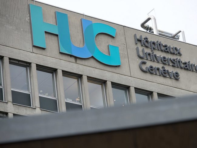 جزائريون يتصلون بمستشفى جنيف للاطمئنان على بوتفليقة