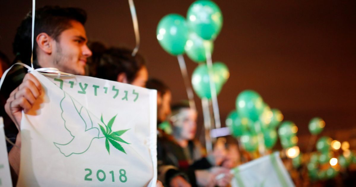 مطالبات شعبية إسرائيلية بإباحة الماريجوانا بالكامل/تايمز أوف إسرائيل