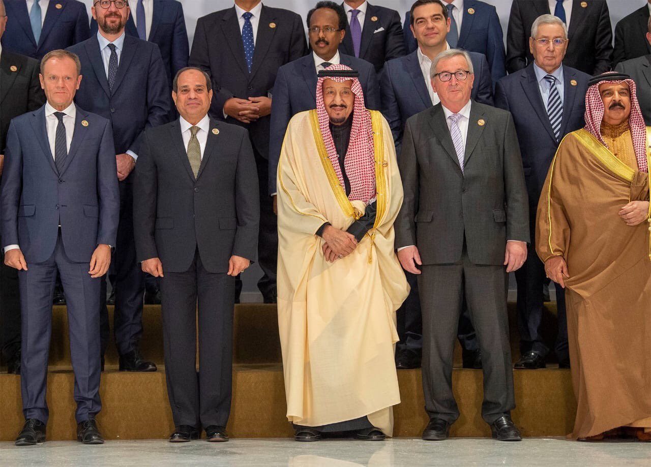 فورين بوليسي: أصبحت أوروبا معتادةً تصوير تضحياتها بحقوق الإنسان على أنَّها ثمنٌ ضروري للدبلوماسية