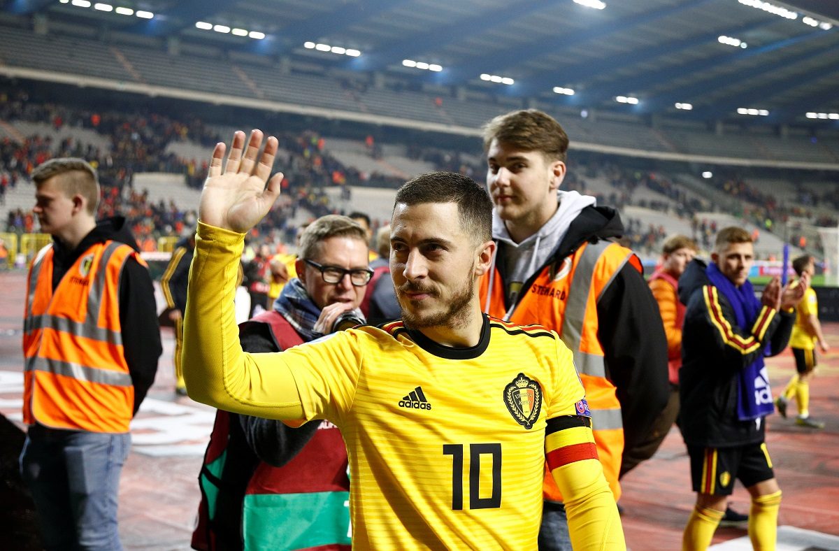 رائحة الصلصة نادته فغادر الملعب.. هازارد يترك مباراة دولية لبلجيكا من أجل ساندويتش هامبورغر!