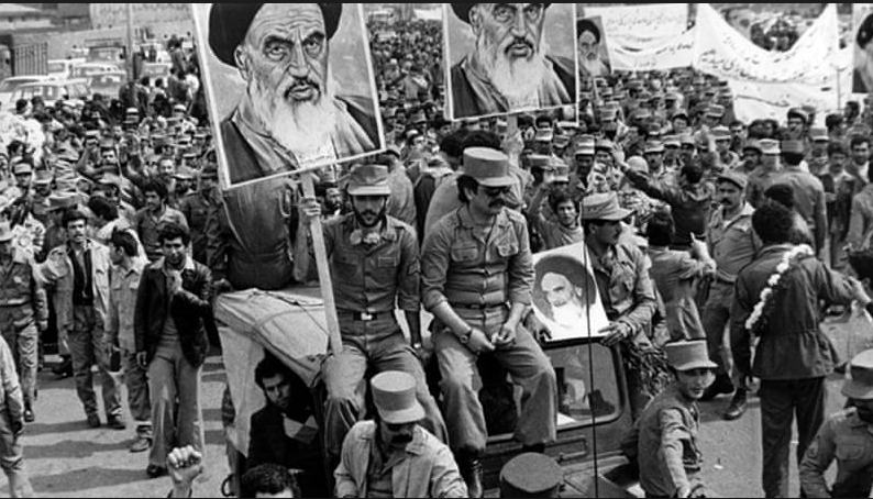 مشهد من الثورة الإيرانية 1979/ social media
